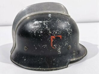 Feuerwehr III.Reich, Leichtmetallhelm, ungereinigtes Stück