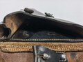 Koffertasche für P08 Luger der Wehrmacht datiert 1941. Dunkelbraunes Leder, leicht getragenes Stück