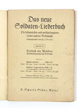 "Das Neue Soldaten Liederbuch", Heft 2, 74 Seiten, ohne Jahr, 14,5 x 10,5 cm, gebraucht