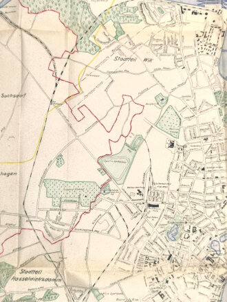 "Kiel und Kanal", Ausgabe 1940, Zwei Karten in Umschlag, Kiel-Schleswig 1:100.000 und Kiel-Wik 1:15.000, mit Umschlag ca. 33 x 23 cm, Karten im guten gebrauchten Zustand