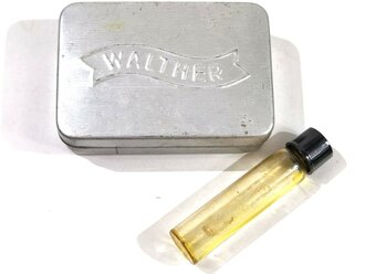Dose aus Aluminium"Walther " Gehört in die Pappumverpackung der Waffen