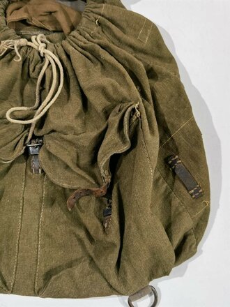 Rucksack Wehrmacht, gebrauchtes Stück mit Lagerschaden