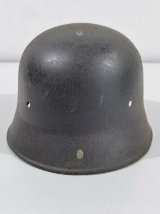 Feuerwehr III.Reich, Stahlhelm mit beiden Abzeichen, ungereinigtes Stück