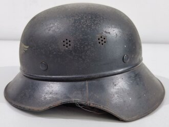 Luftschutz Stahlhelm, ungereinigtes Stück