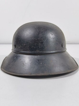 Luftschutz Stahlhelm, ungereinigtes Stück