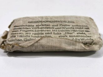 Verbandpäckchen Wehrmacht für den Verbandkasten. Großes Modell datiert 1943