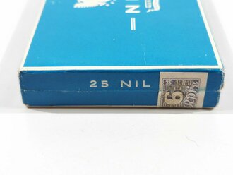 Pack "Nil" Zigaretten, ungeöffnet, Steuerbanderole mit Hakenkreuz