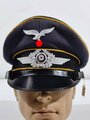 Luftwaffe, Schirmmütze für fliegendes Personal. Schweißband defekt, diverse Mottenschäden in der Paspelierung