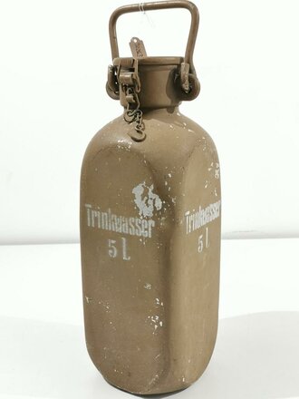 Wasserflasche 5 Liter Wehrmacht, Originallack