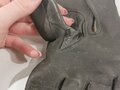 Paar Handschuhe für Offiziere aus braunem, weichen Leder, leicht getragenes Paar