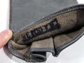 Luftwaffe, Paar Handschuhe für Offiziere aus blaugrauem, weichen Leder, wohl ungetragenes Paar, mit LBA Stempelung von 1943