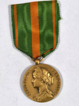 Frankreich bis 1945 , Médaille des évadés, mit Band, guter Zustand