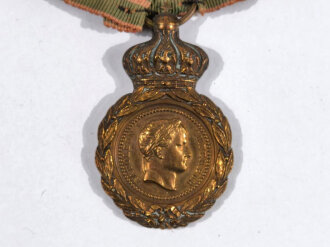 Frankreich vor 1870, Französische Revolution/Napoleonische Kriege, Medaille de Sainte Helene, mit Band, guter Zustand