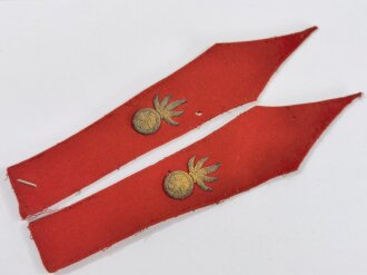 Frankreich WWII, Paar Schulterklappen für Offiziere, Gold/Scharlachrot, Grenadier