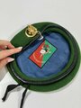 Frankreich nach 1945, Fremdenlegion/Legion Etranger, grünes Barett (Beret vert) mit Abzeichen/Brevet, Gr. 59, 13e Demi-Brigade, " Legio Patria Nostra", neuwertig