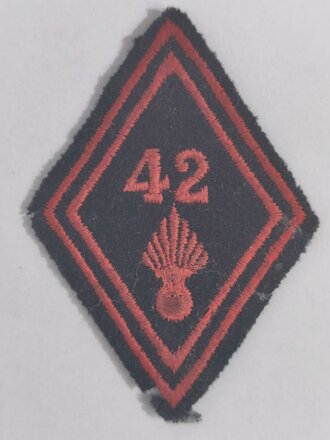Frankreich nach 1945, Stoffabzeichen/Kragenspiegel "42", Grenadier, Spahis, Kolonialtruppe, gebraucht