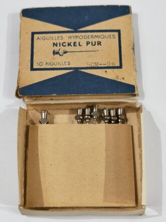 Frankreich WWII, Päckchen mit 7 Injektionsnadeln "Aiguilles Hypodermiques", ungebraucht