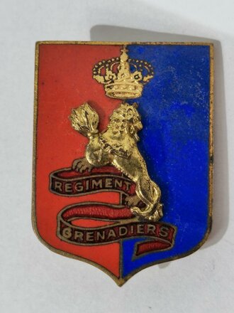 Frankreich nach 1945, Metallabzeichen "Regiment Grenadiers", Drago/Paris, gebraucht