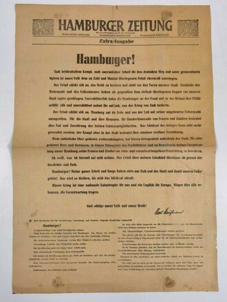 Kriegsende Mai 1945, Bekanntmachung an die Bevölkerung, Hamburger Zeitung, Extra-Ausgabe, Kriegsarbeitsgemeinschaft der Zeitungen, gez. Karl Kaufmann, ca. 57 x 40 cm, gebraucht, rückseitige Klebereste