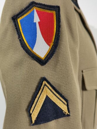 Frankreich nach 1945, Ausgehuniform (Jacke und Hose), Gr. 102-84 L, datiert 1985, Hersteller Paul Boye, gebraucht