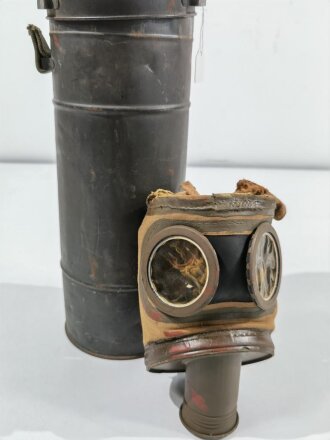 Frankreich 2. Weltkrieg, Gasmaske TC-38 ohne Filter in...