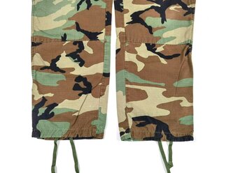 U.S.Pants, hot weather, woodland camouflage pattern, combat. Used, size Large