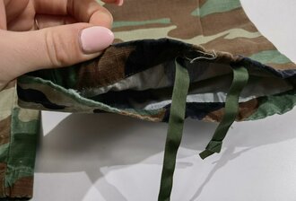 U.S.Pants, hot weather, woodland camouflage pattern, combat. Used, size Large