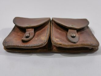 Frankreich 2. Weltkrieg, Doppelte Magazintasche für die Koppel des Infanteristen, ca. 19 x 12 x 2 cm, guter gebrauchter Zustand