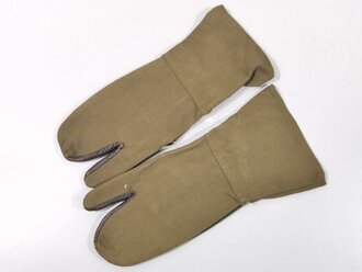 Frankreich wohl 2. Weltkrieg, Handschuhe/Fäustlinge, Gr. 2, gestempelt, ungetragen, Leder spröde