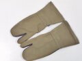 Frankreich wohl 2. Weltkrieg, Handschuhe/Fäustlinge, Gr. 2, gestempelt "4/Chaumont/Paris", ungetragen