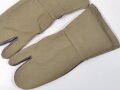 Frankreich wohl 2. Weltkrieg, Handschuhe/Fäustlinge, Gr. 2, gestempelt "4/Chaumont/Paris", ungetragen