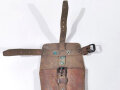 Frankreich vor 1945, Ledertasche für Drahtschere, gestempelt 1938, Gesamtlänge 35 cm, Tasche 24 x 12 cm, gebraucht