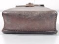 Frankreich 2. Weltkrieg?, Ledertasche/Koppelschuh für Koppel, ca. 22 x 10 x 4,5 cm, gebraucht