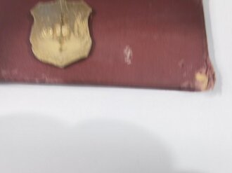 Russland, Kalter Krieg, Sowjetunion, Metallabzeichen und Ausweis "Krieger", datiert 1984/86, mit handschriftlicher Notiz über Auswanderung nach USA, Geheimdienst?