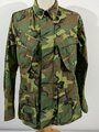 U.S. Coat Mans Combat, Tropical, ERDL, Ripstop, size Medium regular, dated 1968. Unused