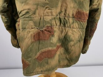 Luftwaffe Wintertarnjacke sumpftarn. Leicht getragenes Stück mit diversen Beschädigungen, Farbfrisch