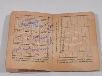 Russland 2. Weltkrieg, Sowjetunion, Mitgliedsausweis für "Gewerkschaft der Fleisch- und Kühlindustrie", datiert 1937-1944