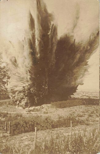 Foto Aufnahme einer Explosion, 9 x 14 cm