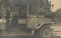 Kaiser Wilhelm II. im offenen Automobil mit Kaiserstandarte, 9 x 14 cm