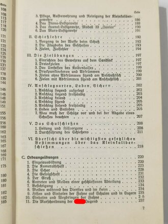 "HJ im Dienst" Ausbildungsvorschrift für die Ertüchtigung der Deutschen Jugend. 352 Seiten, guter Zustand