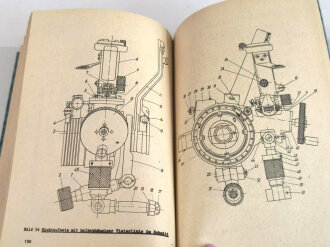 Nationale Volksarmee der DDR, Dienstvorschrift "A 256/1/212 , 122 mm Haubitze M30, Beschreibung und Nutzung" datiert 1978 mit 256 Seiten