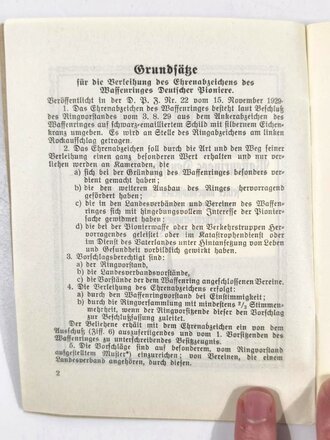 "Anschriften-Verzeichnis des Waffenringes Deutscher Pioniere e.V.", Stempel "Verein d. Pioniere u. Verkehrstruppen Darmstadt", 64 Seiten, Berlin Spandau 1936, 12 x 15,5 cm, guter Zustand