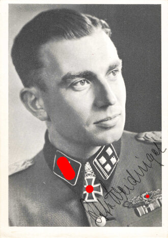 Deutschland nach 1945, SS-Obersturmbannführer Otto Weidinger (SS-Panzergrenadier-Regiment 4 "Der Führer"), eigenhändige Unterschrift auf Repro-Foto, 24.7.1980, ca. 10  x 14,5 cm, guter Zustand