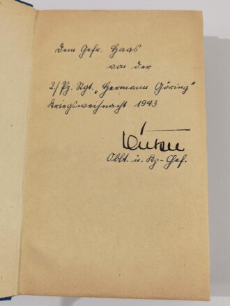 Eigenhändige Unterschrift eines Oberleutnant und Kompanie-Chefs des Fallschirm-Panzergrenadier-Regiment 2 "Hermann Göring" unter Widmung, Kriegsweihnacht 1943