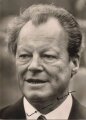 Bundeskanzler Willy Brandt, eigenhändige Unterschrift auf Fotodruck, 13 x 18 cm, gebraucht