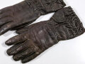 Fallschirmjäger, Paar Handschuhe gefütterte Ausführung. getragenes Paar, beim linken Handschuh hat sich das Futter golöst