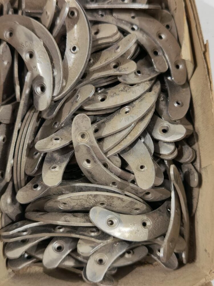 3 Paar Stoßplättchen Schuheisen Stoßplatten zum Schutz Ihrer Absätze | genagelte Schuhabsätze | Motorradstiefel - Knobelbecher - Militärstiefel - Wanderschuhe (Gr. 12 (ca. 35 x 10 mm