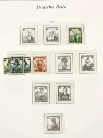 Sammlung Briefmarken Deutsches Reich, jede Seite mit Marken ist fotografiert.