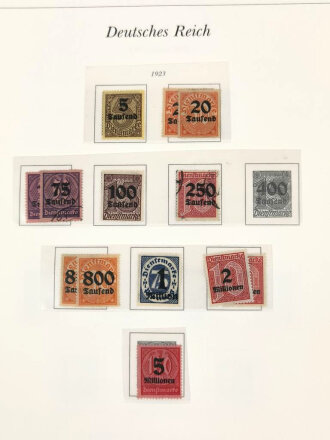 Sammlung Briefmarken Deutsches Reich, jede Seite mit Marken ist fotografiert.