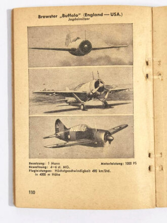 "Deutsche Italienische Englische Kriegsflugzeuge", RLM, 111 Seiten, 1940/41, erste Seite leicht eingerissen, sonst guter Zustand